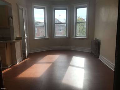 Main picture of 2245 Bruckner Blvd