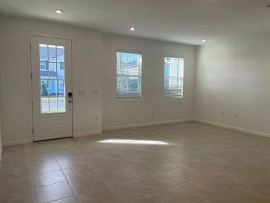 Main picture of 3107 Gardenia Reserve St