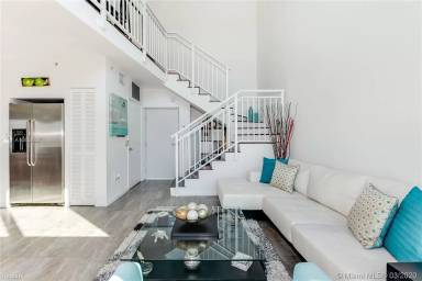 Main picture of 1650 Brickell Ave