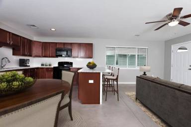 Main picture of 131 N Joann St