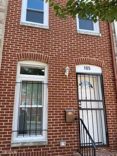 Main picture of 103 S Carey St