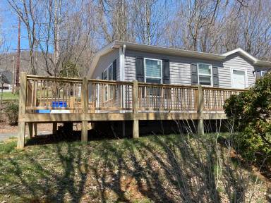 Main picture of 1320 Highland Hall Rd
