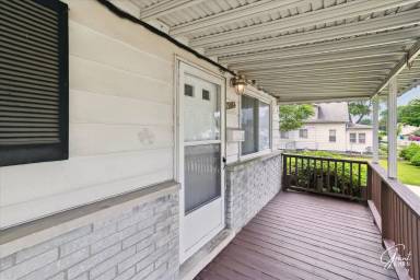 Main picture of 8684 Republic Ave