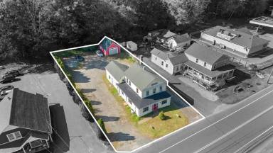 Main picture of 433 Main St