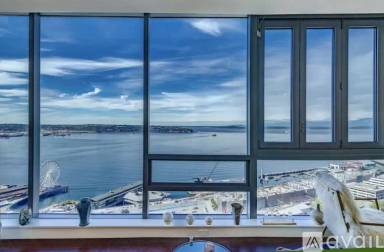 Main picture of 1521 Second Avenue