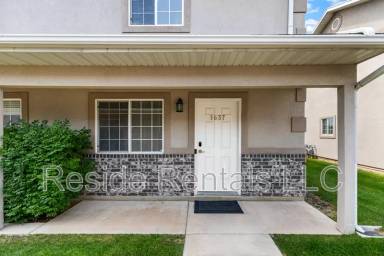 Main picture of 1637 Talon Dr