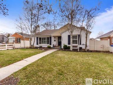 Main picture of 1884 E Harrison Ave