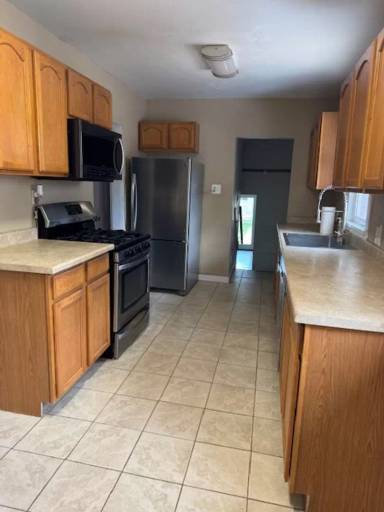 Main picture of 2106 Court St