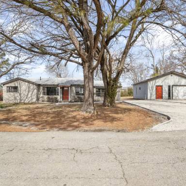 Main picture of 30423 E 148th St S