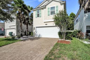 Main picture of 3821 Coastal Cove Cir