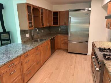 Main picture of 2729 Poplar Ln