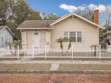 Main picture of 950 8th Ave S