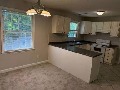 Main picture of 8416 Country Oaks Rd