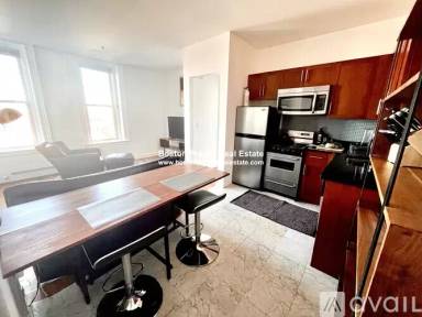 Main picture of 483 Beacon St