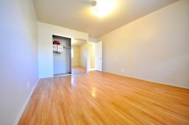 Main picture of 372 N Vecino Dr