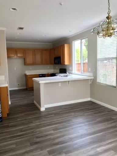Main picture of 835 Noontide Way