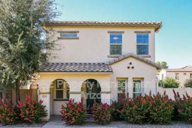 Main picture of 3113 S Scarlet Ln