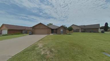 Main picture of 4909 SE Randolph Rd