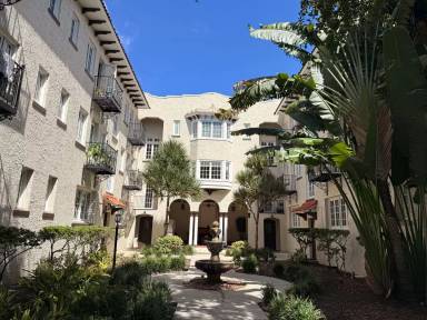 Main picture of 2117 W Dekle Ave