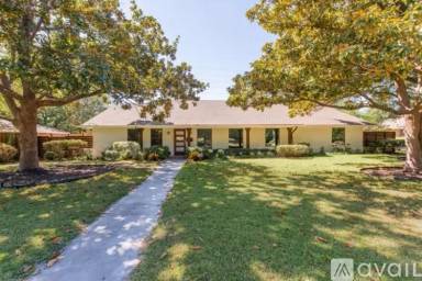 Main picture of 11955 Quincy Ln