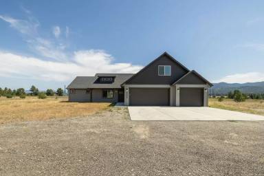 Main picture of 25066 N Old Highway 95