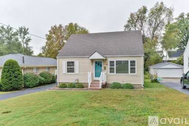 Main picture of 2604 Greenup Rd
