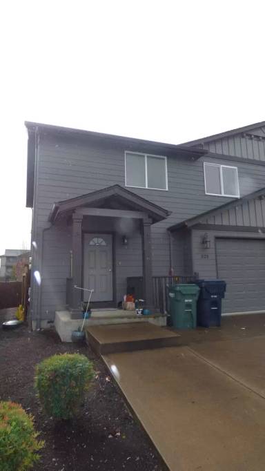 Main picture of 325 Tracy Ct