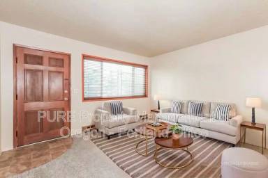 Main picture of 1109 SE 27th Ave