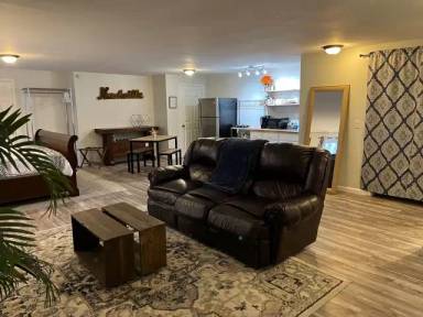 Main picture of 3240 New Towne Rd