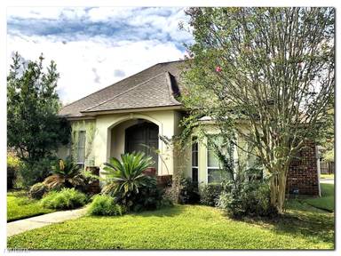 Main picture of 10673 Hillshire Ave