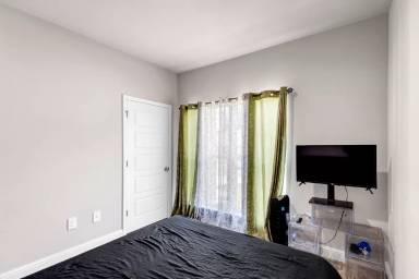Main picture of 5371 Leeds Ln