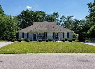 Main picture of 1000-1008 A & B Pinecrest Drive