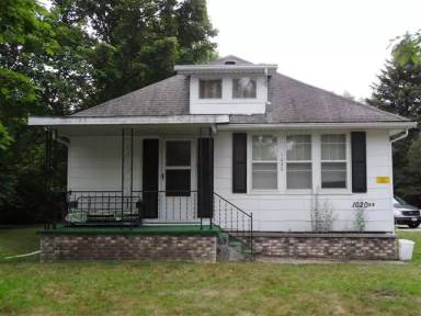 Main picture of 1020 E Bennett Ave