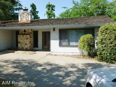 Main picture of 3765 Comstock St