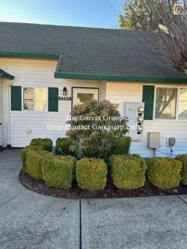 Main picture of 3511 SE Vineyard Rd