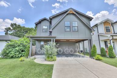 Main picture of 253B Riverside Dr