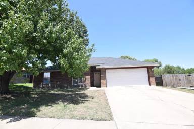 Main picture of 3920 Bur Oak Dr