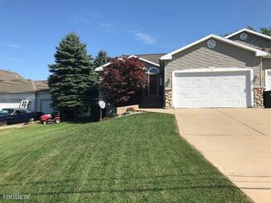 Main picture of 4703 62nd St