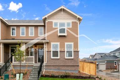 Main picture of 3830 E 141st Ave