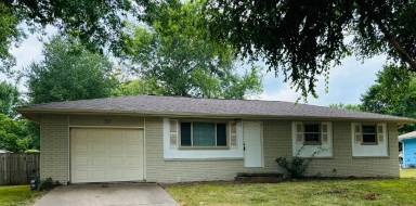 Main picture of 203 N Oakwood Ave