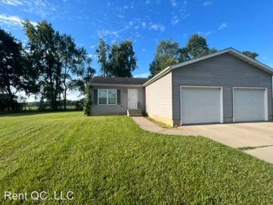 Main picture of 1820 7th Ave