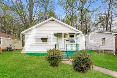Main picture of 2047 Bowen Blvd
