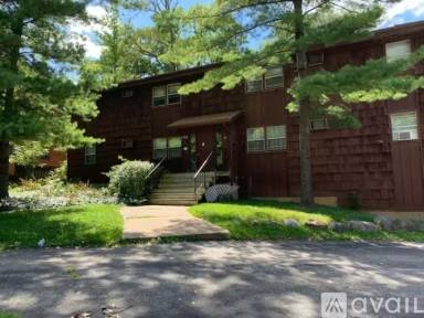 Main picture of 134 Flintridge Dr