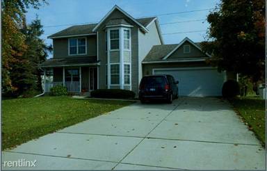 Main picture of 7118 Pine Oak Ln