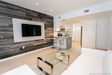 Main picture of 9220 Biscayne Blvd