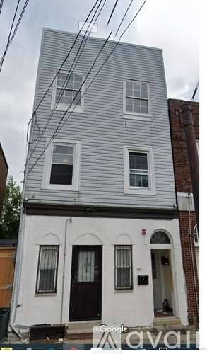 Main picture of 85 Logan Ave