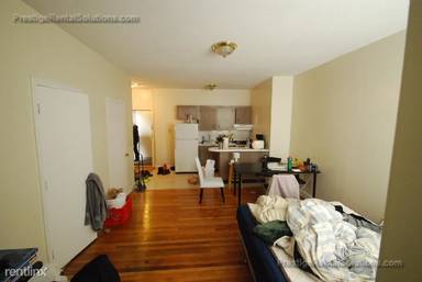 Main picture of 1120 Commonwealth Ave