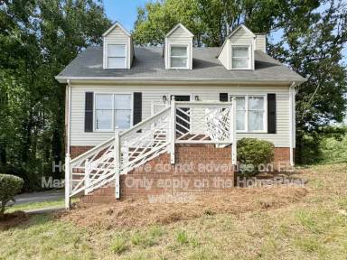 Main picture of 2155 Dave St
