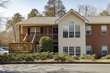 Main picture of Scarborough Place Apartments