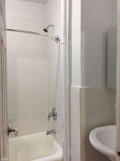 Main picture of 3751 79th St